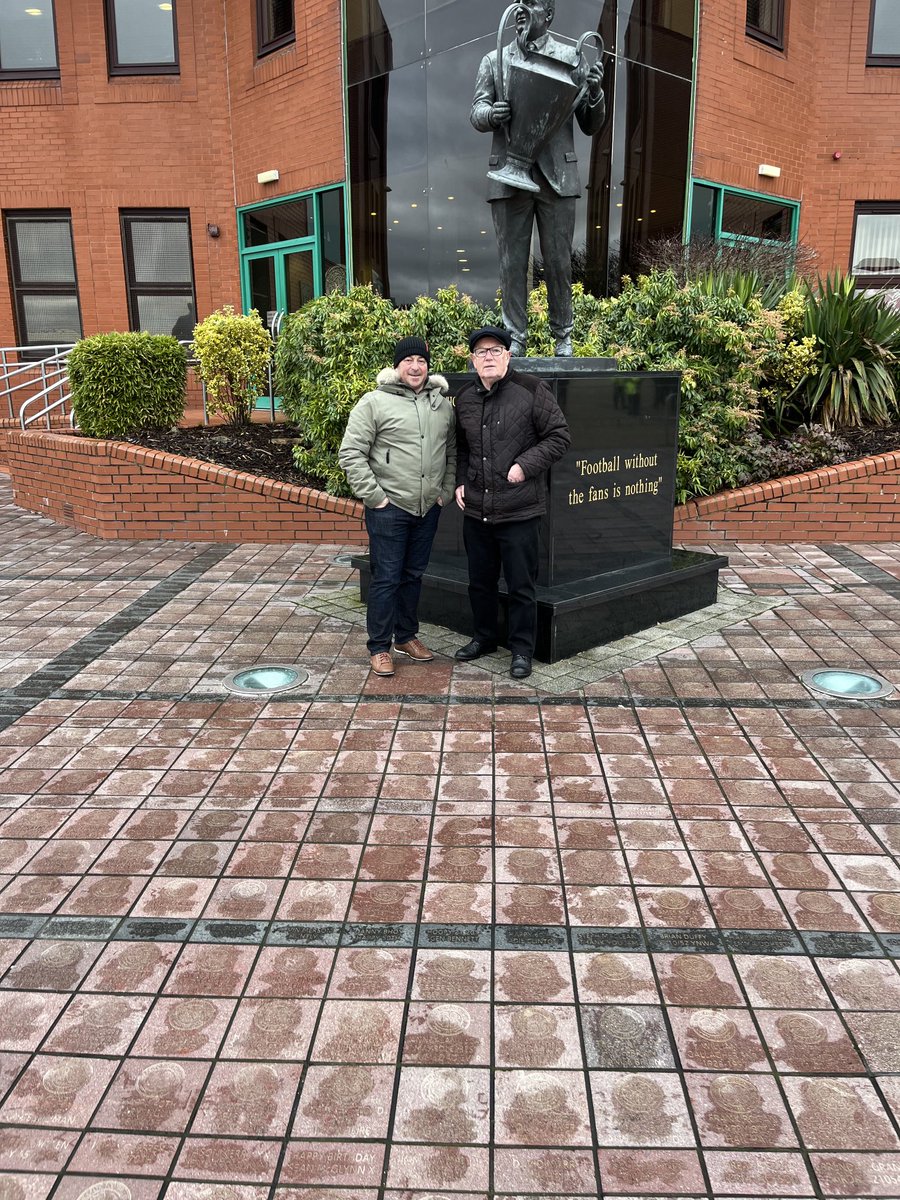 emo8hughes's tweet photo. Treating the old man to something different today a home game at Celtic park https://t.co/cIhY6iIzQZ