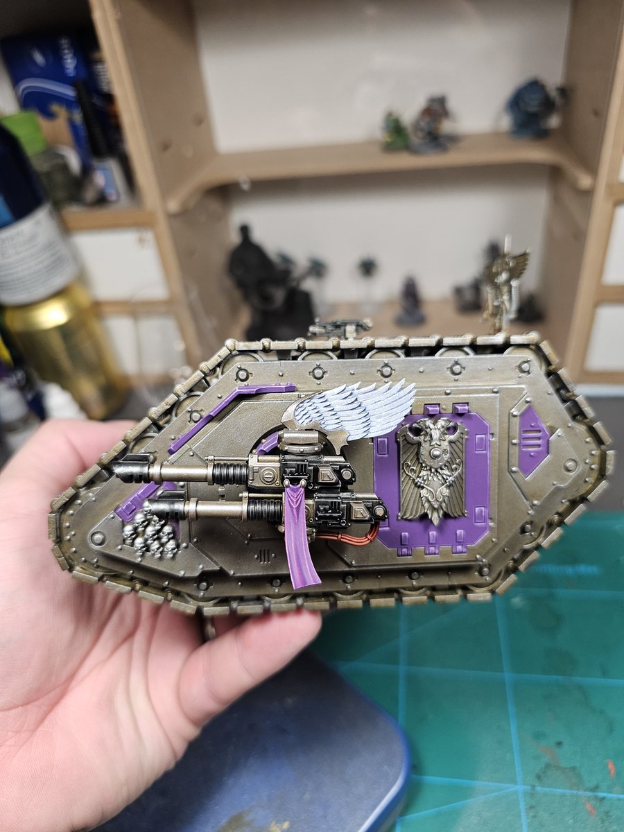 RNurgle's tweet photo. So, something happened. I somehow ended up with a Land Raider Proteus that with some minor modifications became venerable for my custodes! https://t.co/ZeiaC6DDwt