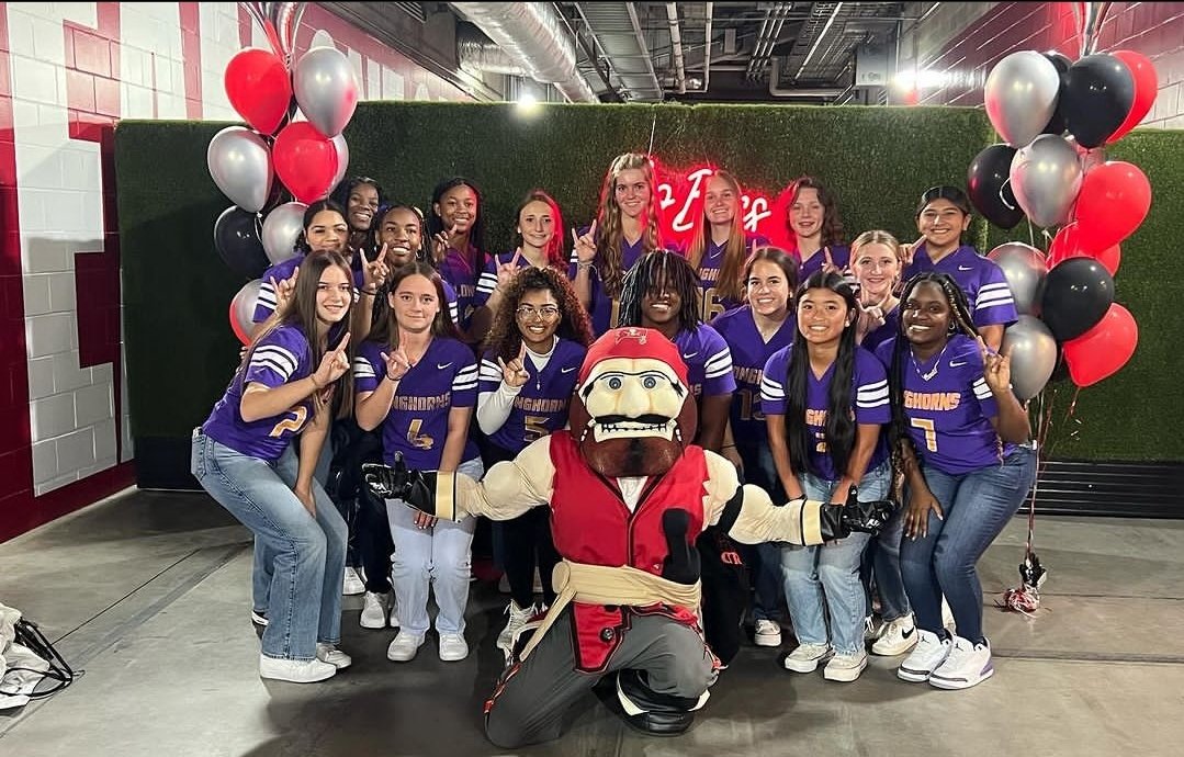 Today starts our 2024 journey with the <a href="/Buccaneers/">Tampa Bay Buccaneers</a> preseason classic. Not stopping until we see you again <a href="/CaptainFear/">Captain Fear</a> at the State Finals in #Tampa 

#UnfinishedBusiness #TEAM #FAMILY
<a href="/LonghornsFlagFB/">Lennard Flag Football</a> <a href="/Football_Motiv/">Football✭Motivation ™️ 🏈Ⓜ️</a> <a href="/Andy_Villamarzo/">Andy Villamarzo</a> <a href="/FHSAA/">FHSAA</a> <a href="/Biggamebobby/">Bob Putnam</a> <a href="/SBLiveFL/">Florida High School On SI</a> <a href="/USNFT/">U.S. National Football Team</a>