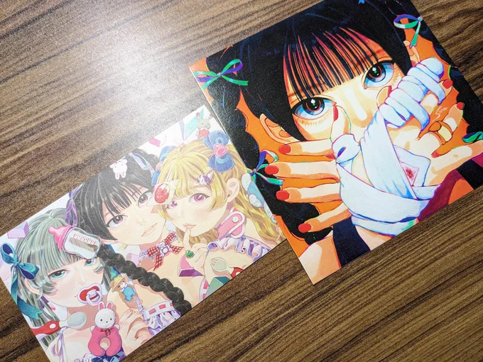誘われて行った個展で好みの絵柄のひとをみつけたビビッドな色の使い方がめっちゃ上手くて好きだ…ポストカード素敵 