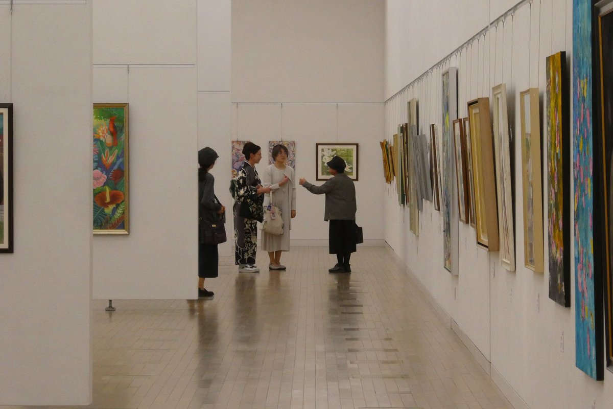 SIM_Moby tweet media