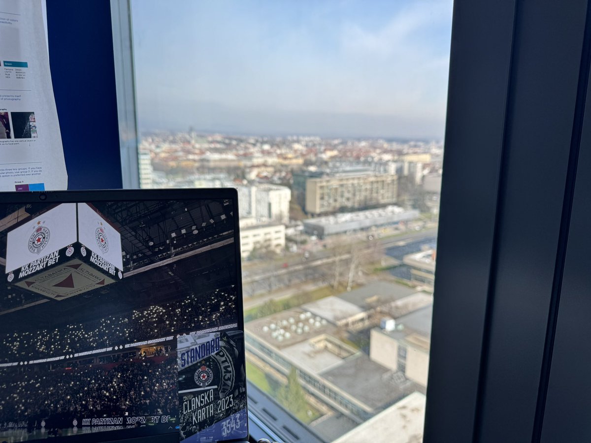 Pozdrav iz Zagreba za Niš s porukom “Kreni i sve pred sobom melji! 🖤🤍”