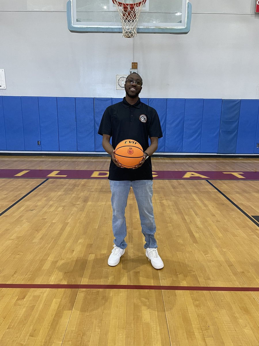 Happy Birthday 🎉🎁🎂 to our  CEO Coach Weebo. Hope you enjoy your day and if you’ll see coach wish him an HBD