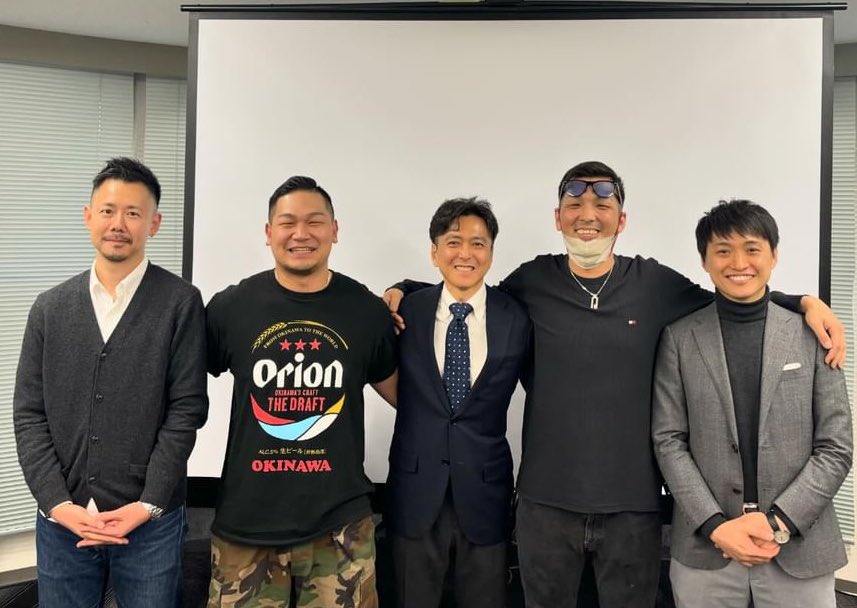 TMorishita_MD's tweet photo. 今日は予想してたよりもたくさんの方に講演会・交流会にご参加いただきました。慣れない会場運営でしたが、参加したくれた皆様や手伝ってくれたスタッフ、そしてご支援いただいたトゥレット協会 @tourette_japan  に厚く御礼申し上げます。もっと参加者の皆様とお話ししたかったですが、また次の開催までお楽しみはとっておきたいと思います。

会にはへちさん @hechii_3 が参加して華を添えてくれました。マネージャーのころすけさん @wwxxww88 も大活躍でした。レオンさん @sakanayasanaiyo には無茶振りでしたが体験談を話していただきました。この会では当事者の方々が主役です。私もたくさんの気づきを当事者の皆さんからいただき、大変勉強になりました。

またお会いしましょう！

#トゥレット症候群
#トゥレット症
#チック症
#チック
#交流会
#講演会
#強迫性障害