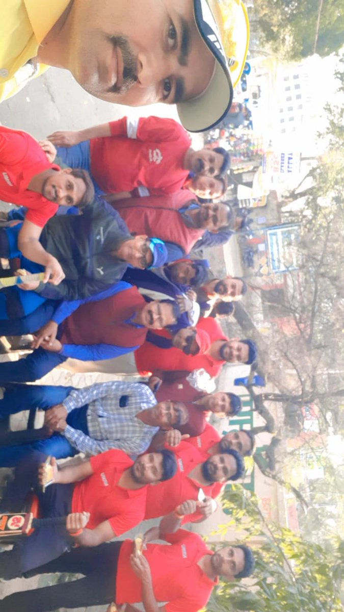 NRMU सुल्तानपुर ने सेमीफाइनल जीतकर फाइनल में प्रवेश किया
नॉर्दर्न रेलवे मेंस यूनियन द्वारा लखनऊ में आयोजित क्रिकेट प्रतियोगिता में सुल्तानपुर ने शानदार प्रदर्शन करते हुए लखनऊ ऑपरेटिंग को 25 रनों से हराकर फाइनल में प्रवेश किया।
<a href="/dsnrmulko_2003/">Rakesh Kumar Pandey</a> 
<a href="/ShivaGopalMish1/">Shiva Gopal Mishra</a>