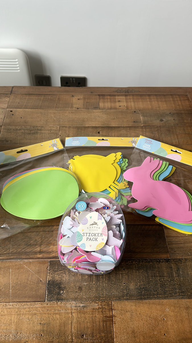 When your mum is a retired teacher and just can’t help herself 😭🐣🩷 🐰 🪺