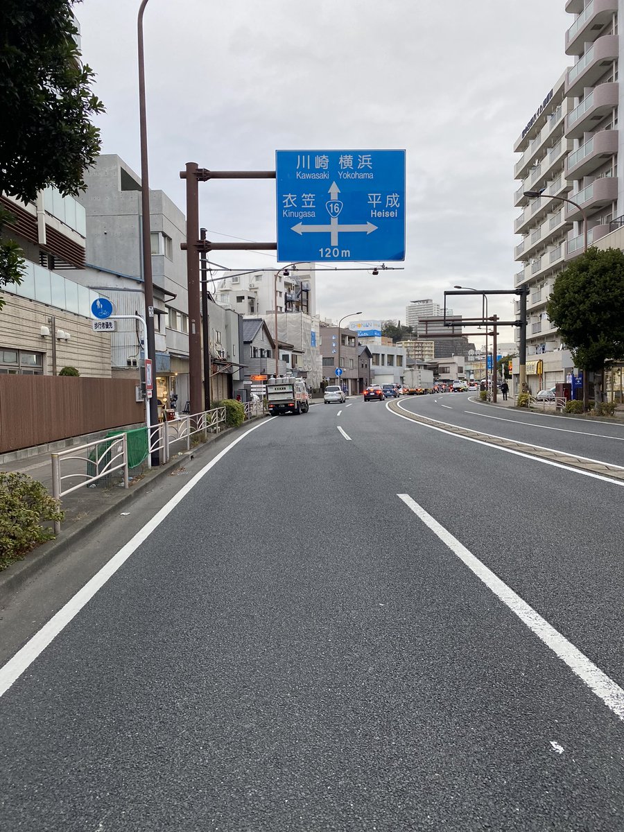 5Goub's tweet photo. 本日は撮影日。3カ国語が飛び交う中、最後まで日本語を通した私。自慢にならん… https://t.co/ck4qndEkax