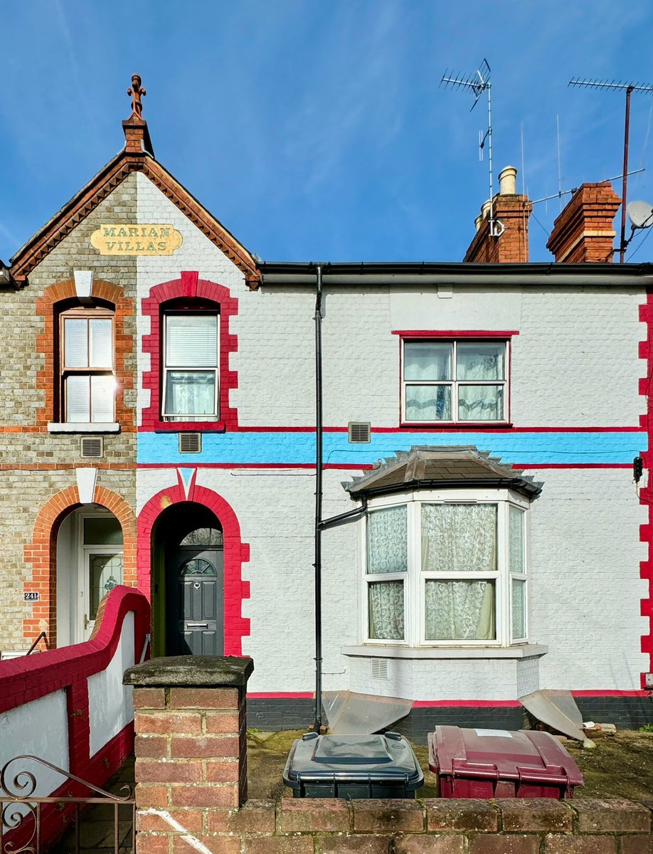 dingicons tweet media