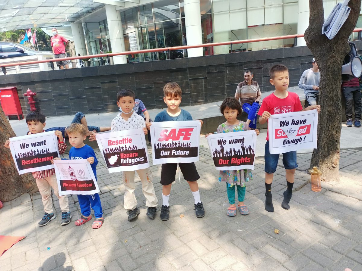 #End12YearsInLimbo_Indonesia
Some of Hazara refugees did self-immolation in Indonesia due to depression...
hazaragenocide.com