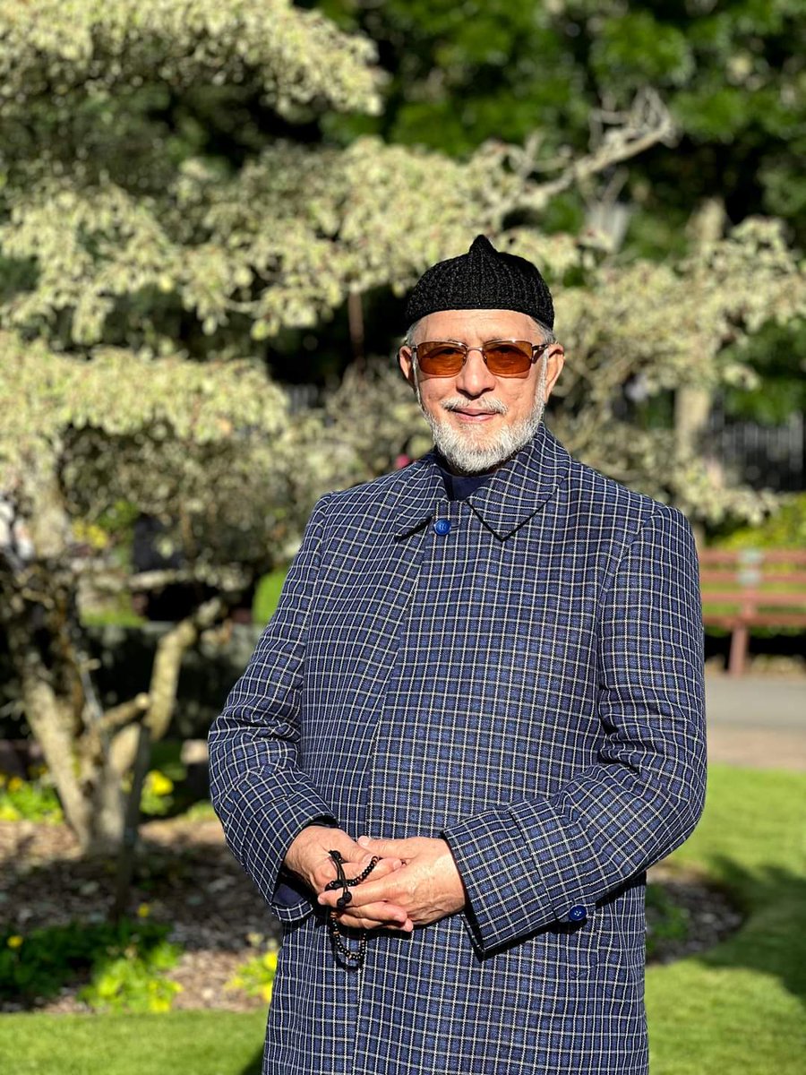 QiblaStatus's tweet photo. The Manifest Quran" is not just a translation but a comprehensive guide aligning with linguistic, scientific, and Quranic commentary standards. A beacon for English speakers globally, unlocking the profound wisdom of the Quran for all. 

#TheManifestQuran
@TahirulQadri https://t.co/NslvjWNFCn