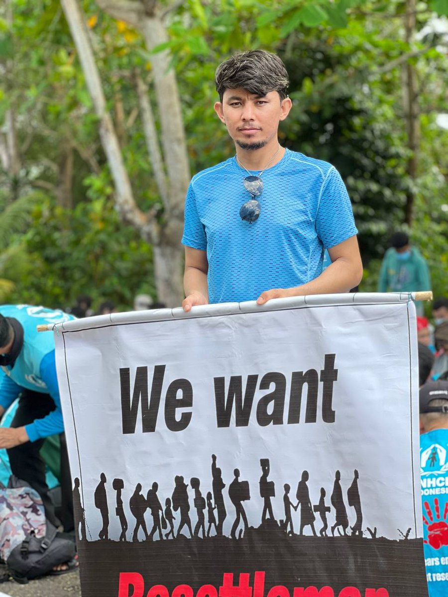 #End12YearsInLimbo_Indonesia
تأمین راه‌های قانونی برای حمایت از مهاجرین هزاره در اندونزی 
hazaragenocide.com
<a href="/UNHumanRights/">UN Human Rights</a> 
<a href="/UN/">United Nations</a>
<a href="/UNrefugees/">Australia for UNHCR</a>
<a href="/UNHCRAfg/">UNHCR Afghanistan</a>
<a href="/UNHCRAsia/">UNHCR Asia-Pacific</a>