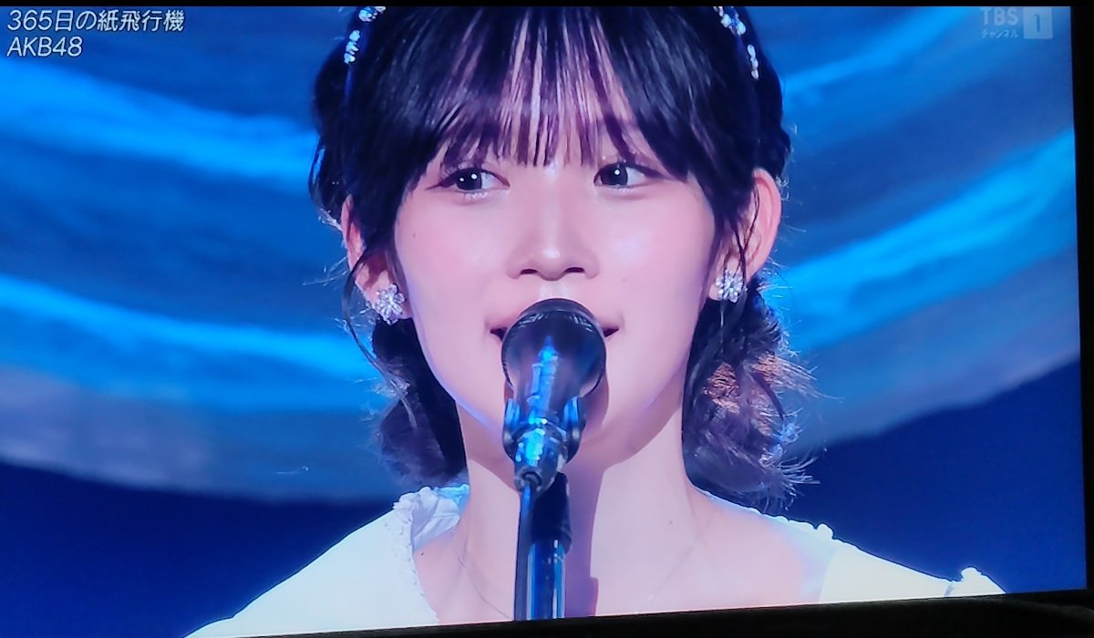 tomomilovelove's tweet photo. 365日の紙飛行機🎵🎵
#矢作萌夏 #splitmilk https://t.co/MCCwxfY59c