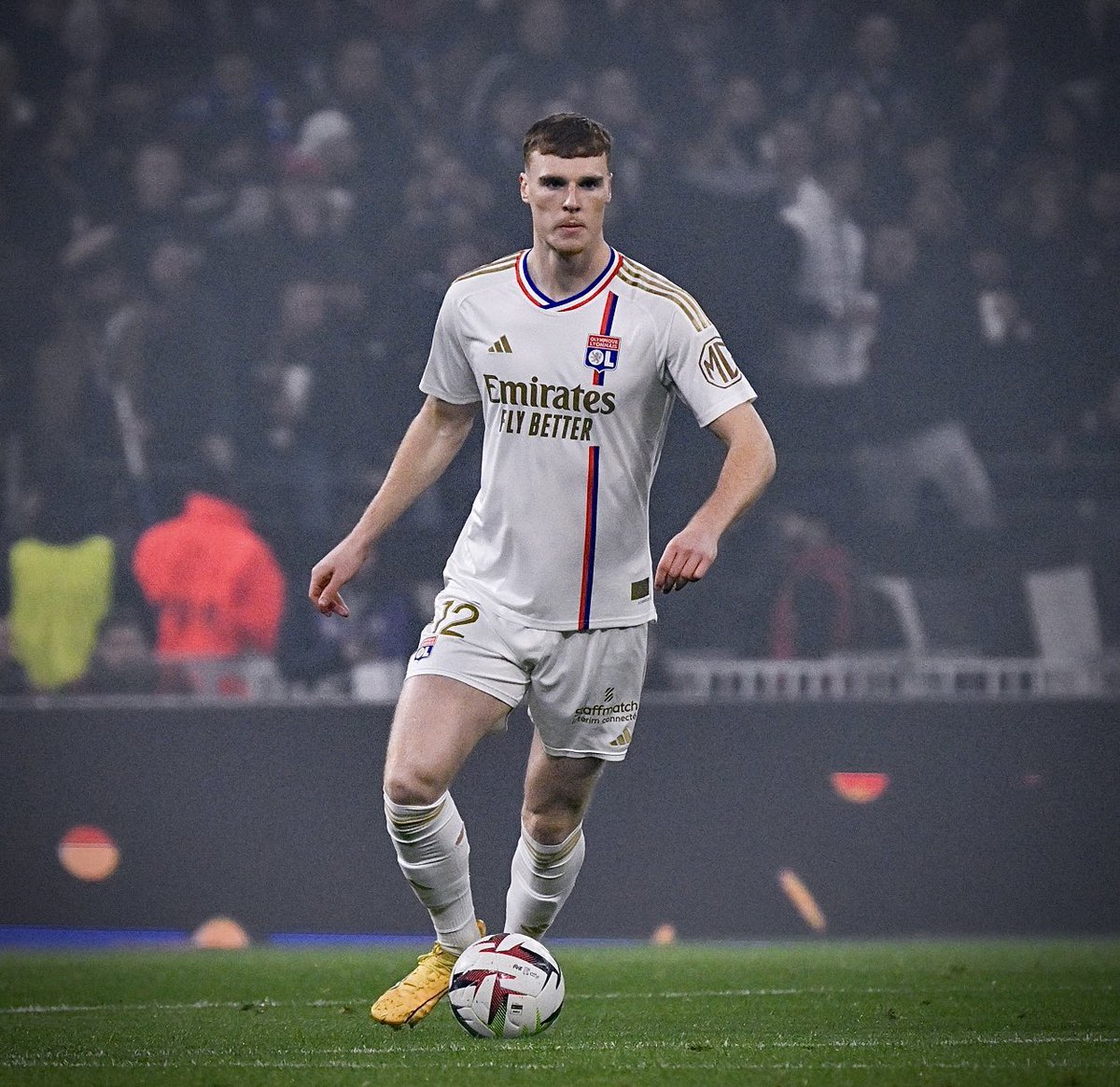 IrishPropaganda's tweet photo. 🇮🇪| Jake O’Brien on a potential Ireland senior call-up:

“I am playing consistently in one of Europe’s top leagues so why shouldn’t I be considered… I’d play anywhere for Ireland”

Love it 👏🏻👏🏻👏🏻 https://t.co/DhvsVnZcdl