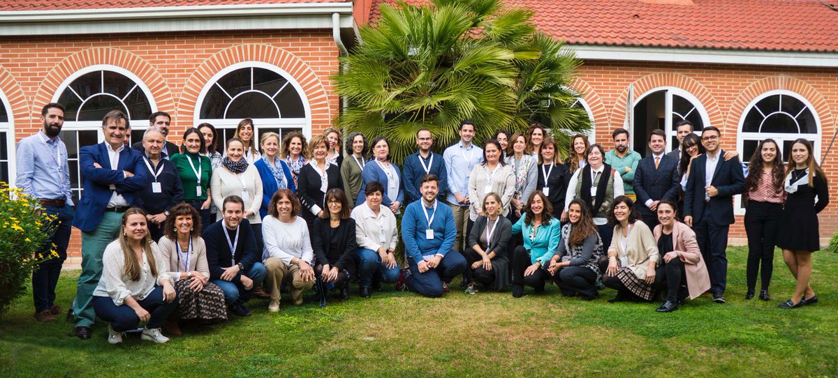 Con esta foto de grupo finalizó ayer la segunda reunión presencial de nuestro proyecto #AlineadODS.

¡Muchísimas gracias a todos por asistir! 

Fue un placer compartir ideas y propuestas con el objetivo de avanzar en la unión de salud y sostenibilidad.

¡Nos vemos muy pronto!