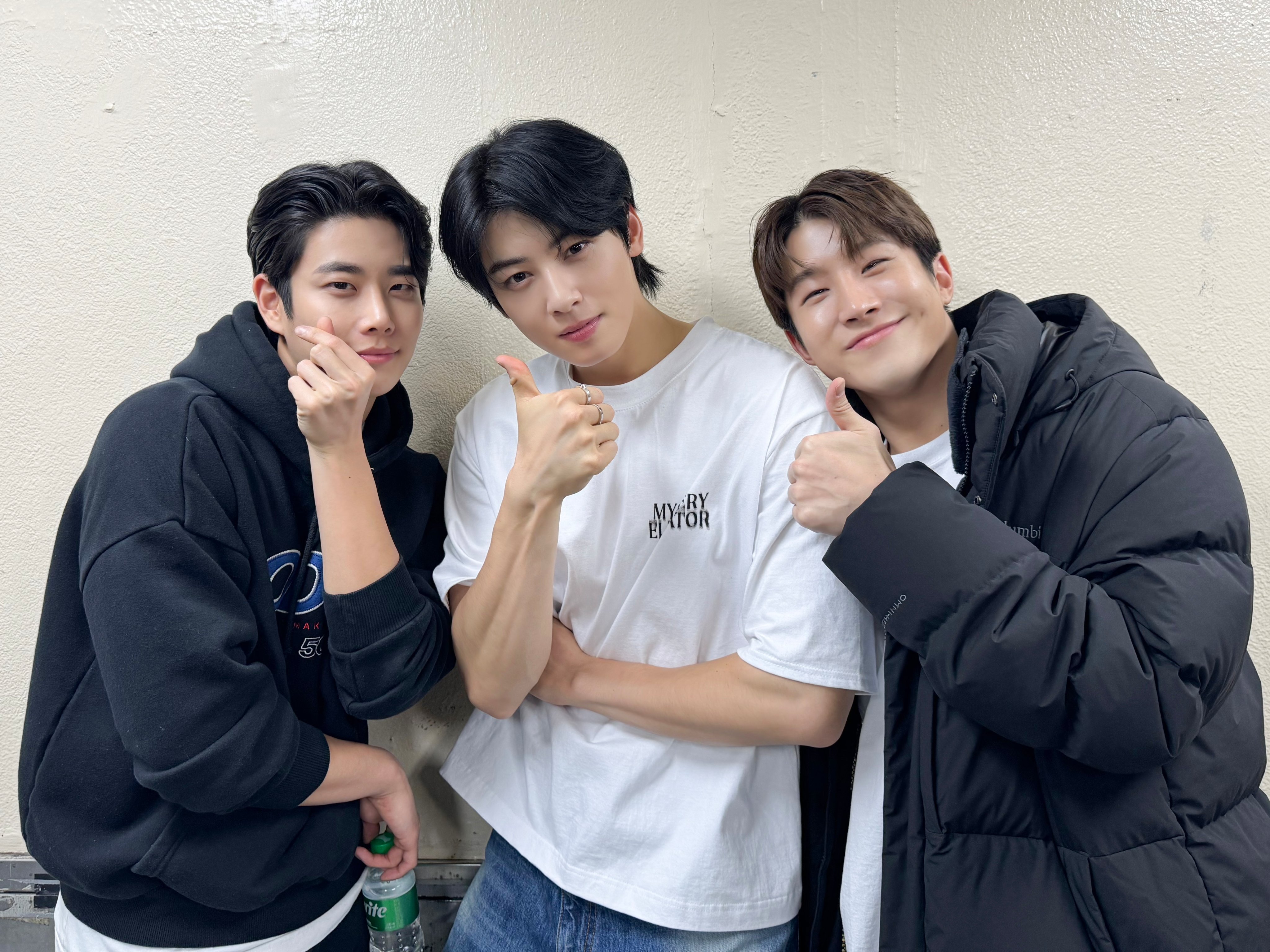 ASTRO JAPAN OFFICIAL على X: ASTRO JAPAN OFFICIAL على X: