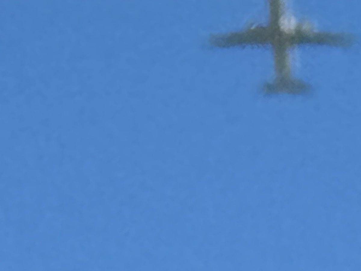 oscar_lindskov's tweet image. iPhone 15 Pro Max and the pro in general have an issue with sometimes not being able to focus, especially when zooming further than 20x. Even after zooming back to 1x 2x or even 5x, the focus still remains blurry. #iPhone15Pro #apple #iPhoneissue