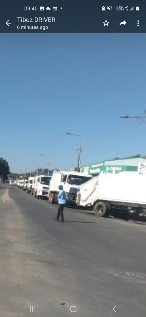 WCCA8's tweet photo. #Landfills in @GautengProvince @OfficialGDARD @MbaliHlopheSA @CityofJoburgZA @City_Ekurhuleni @CityTshwane @EISDcoj If people think #separationAtsource is a Joke. JOIN THE Queue. @IWMSA @mpeginindza @CleanCitySA1 @CleanerJoburg without separation, all landfills,will close https://t.co/bvKTDnHt4M