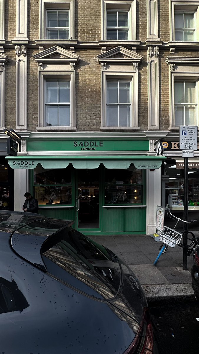 Gh_Doss's tweet photo. Saddle cafè - London 🤍 https://t.co/Yz3t5OUTQe