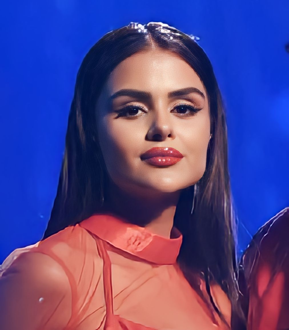 She is Definitely a Heroine Material 😍🙈❤! 

JUNG FT PRIYANKA X GIPPY