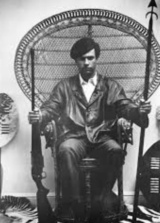 #BlackPantherParty Co-founder #HueyPNewton (February 17, 1942 - August 22, 1989) 

#BlackHistoryMonth 
#BlackHistory 24/7/365