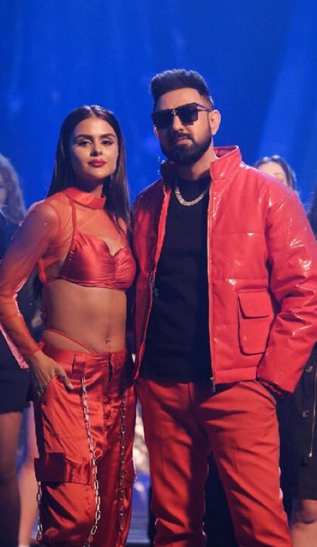 All colors are her colors but she looks freaking hot in Red ❤️

JUNG FT PRIYANKA X GIPPY