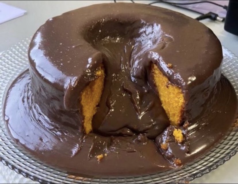 bolo de cenoura com chocolate >>>>>