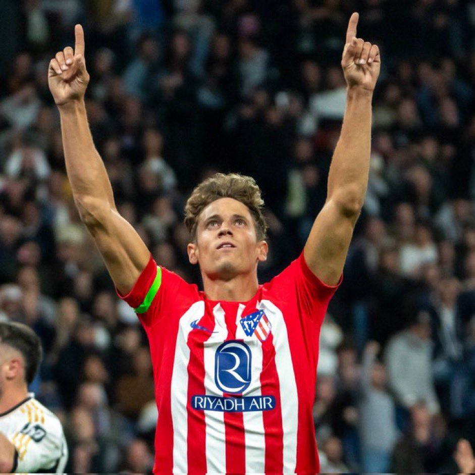 -Lo deja todo 
-Tiene gol 
-Juega en cualquier posición 
-Se curó del madridismo
-Es guapísimo 

Marcos Llorente el hombre Perfecto.