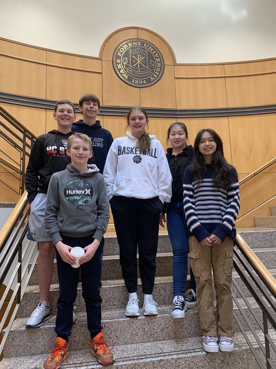 mathwizhauser's tweet photo. Mount Airy Middle School Mathletes are ready for some MathCounts today!#mamslife #MACSAWESOME 🐻💙 https://t.co/3PZyJWsGDz