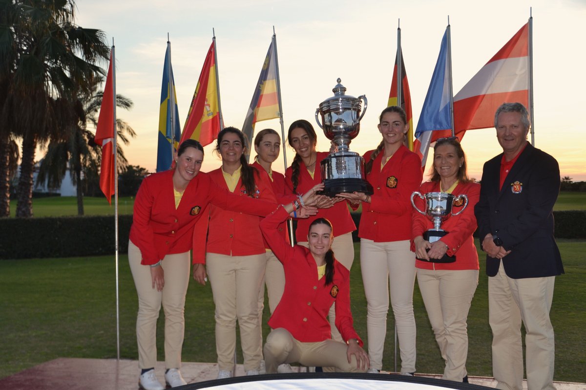 🏆Victoria inapelable de España A en la final del 𝗠𝗮𝘁𝗰𝗵 𝗜𝗻𝘁𝗲𝗿𝗻𝗮𝗰𝗶𝗼𝗻𝗮𝗹 𝗢𝗰𝘁𝗼𝗴𝗼𝗻𝗮𝗹 𝗙𝗲𝗺𝗲𝗻𝗶𝗻𝗼 𝗱𝗲 𝗖𝗼𝘀𝘁𝗮 𝗕𝗮𝗹𝗹𝗲𝗻𝗮.

El conjunto local dominó el duelo en las dos tandas.

España B vence y se aúpa a la séptima plaza definitiva.
