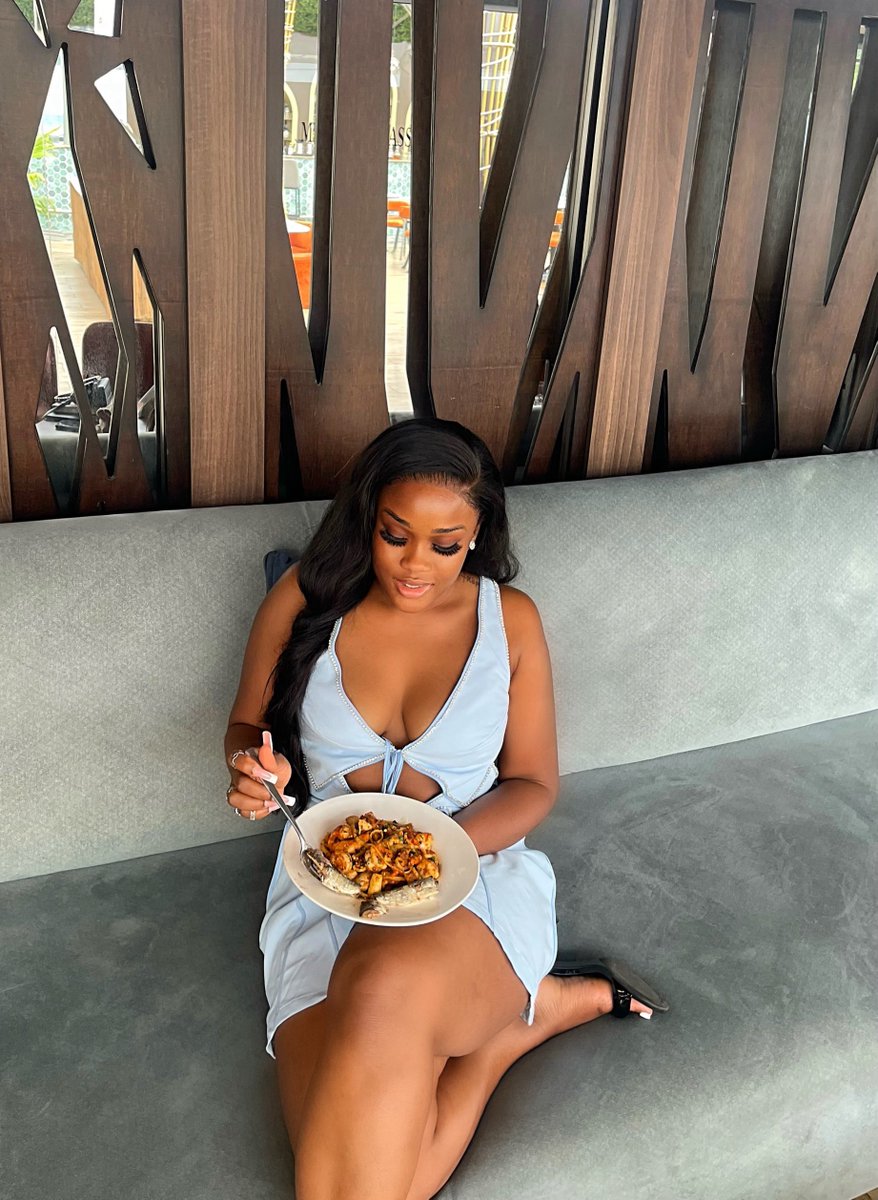 Official_CeeC's tweet photo. Nothing beats coming home after a long day shooting on set to a prepared meal by my favorite person. 😉
Pasta and sardine!
The best part? I didn’t even have to ask.
It’s the intentionality for me! 😊 https://t.co/LXVykTZrML