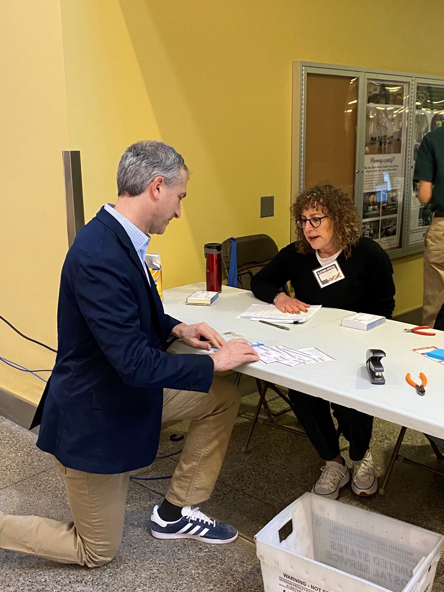 A2GOV's tweet image. This morning A2 Mayor Taylor kicked off EARLY VOTING at City Hall. A2 voters you can vote now too! Visit an early voting center, fill out &amp;amp; tabulate your ballot yourself (register to vote 1st if you&apos;re not already!). Voting open daily through 2/25 a2gov.org/earlyvoting #A2Votes