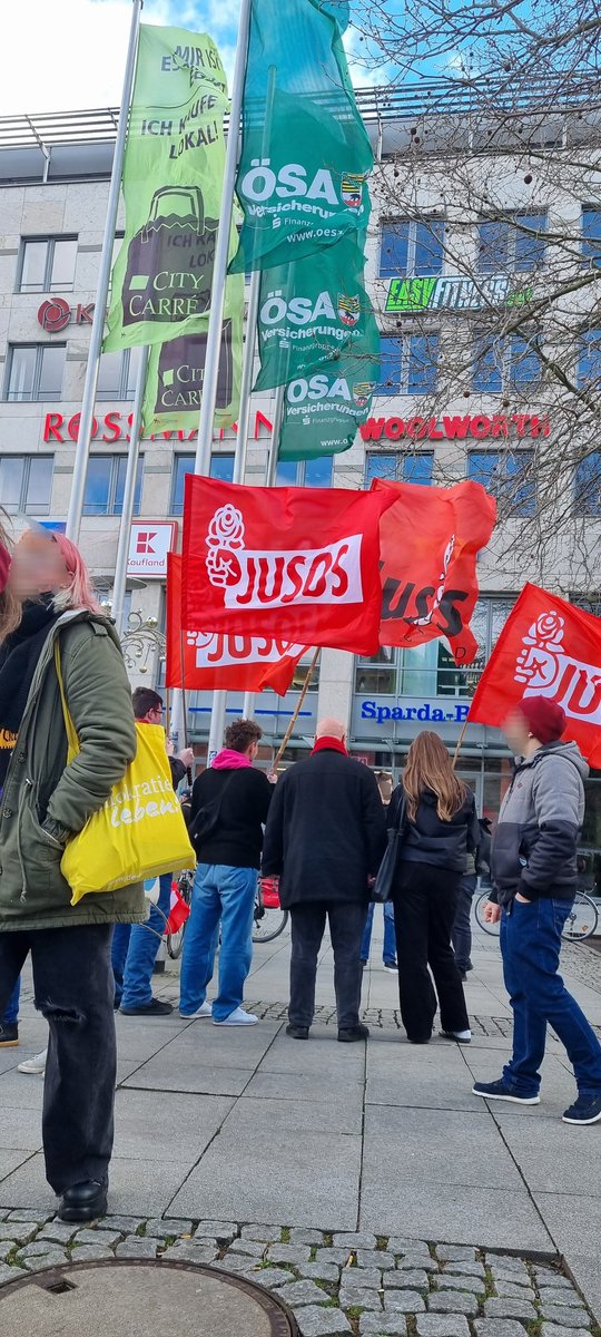 genossin_cj's tweet photo. Heute ging es in #Magdeburg wieder auf die Straße. Es war ein wundervoller, aber auch ein emotionaler Tag. 

Danke dafür.

#MD1702 https://t.co/pBaqhygXzD