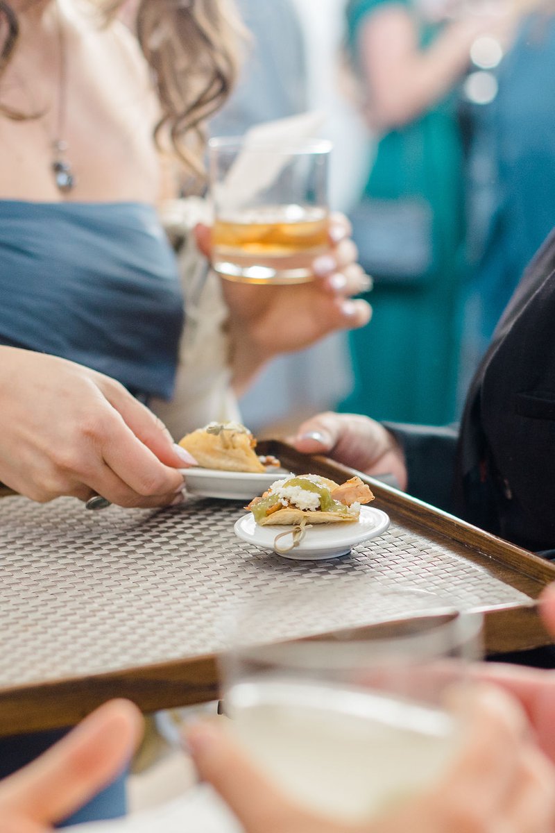 SkyonNine's tweet image. Every party needs some snacks &amp;amp; drinks 😋🥂 Our team at LM Catering &amp;amp; Events execute fantastic catering services for any event at Sky on Nine! From a cocktail reception to seated dinners - we have something for everyone ✨
📸 Rachael Kazmier 
#weddingcatering #cocktailreception