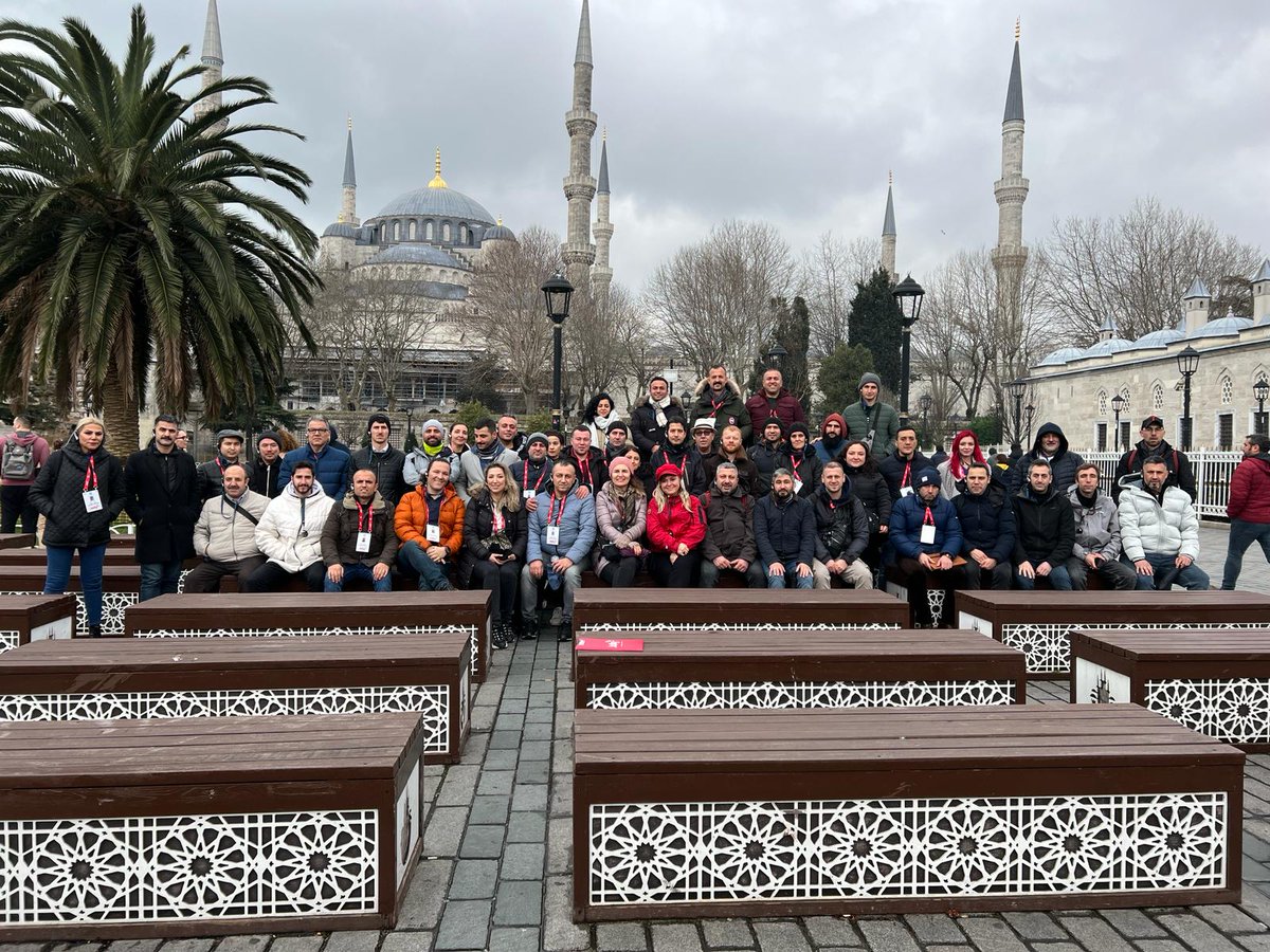 Akıl var fikir var  ,rehbersiz tur olur mu?
#rehbersizturolmaz 
#EkmeğimizleOynanıyor