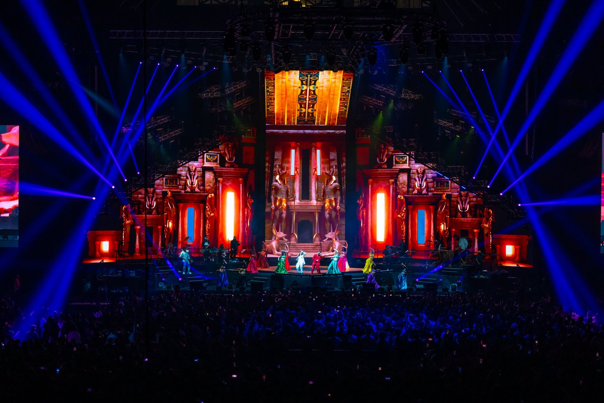 SLS_Pro's tweet photo. Event: Hukum World Tour - @anirudhofficial
Event Production: @sls_production
Event Managed by: @brand.avatar
Event venue: @cocacolaarena - Dubai
Services provided: Audio, Video, Lighting, Rigging, Staging
Coca-Cola

#HukumWorldTour #CocaColaArena #DubaiEvents #EventExcellence https://t.co/vSdg8RoGB4