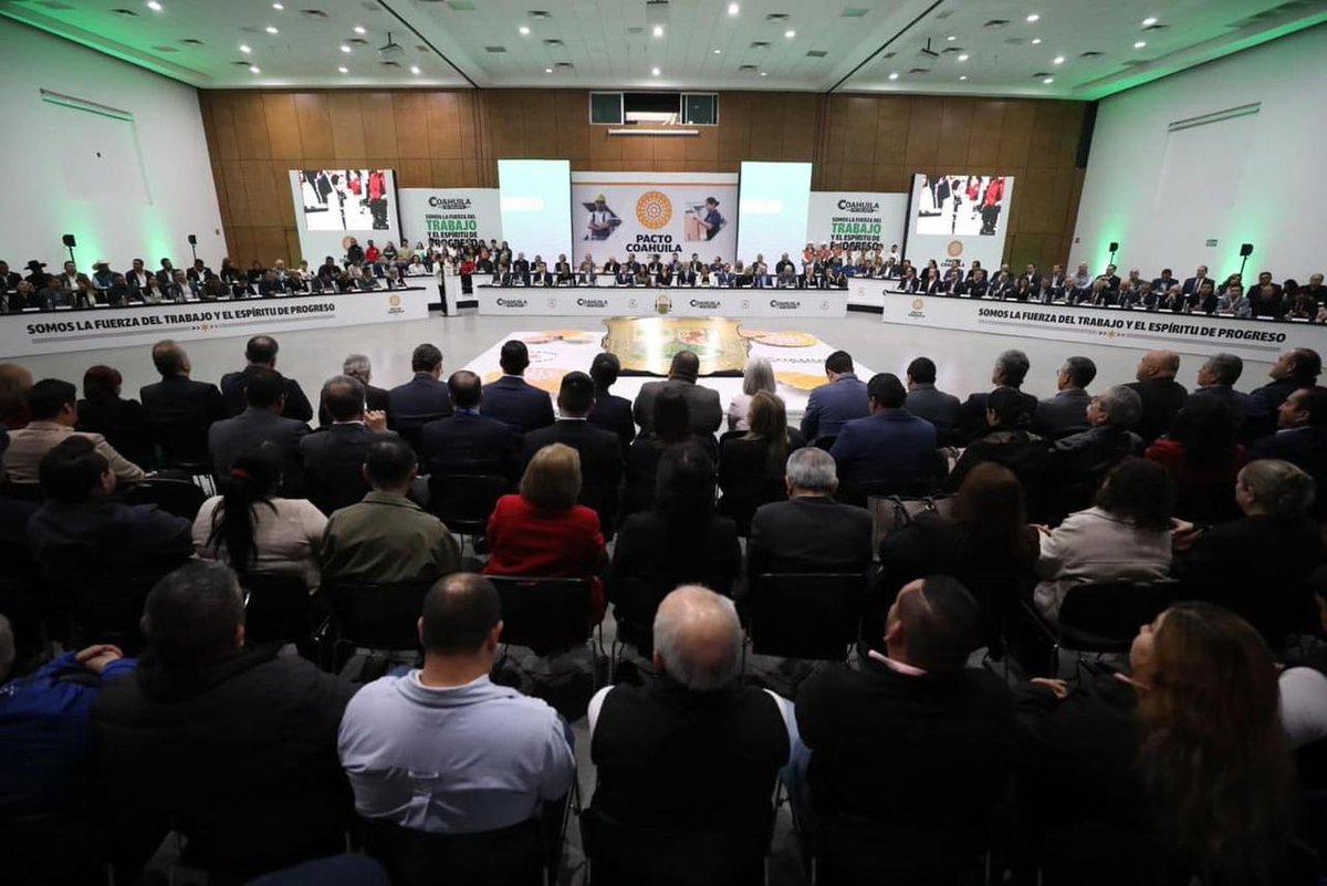 Nuestro presidente, <a href="/JosePinaAlvarez/">José Piña Alvarez</a>, acudió en representación de organismos empresariales a la firma del #PactoCoahuila2024, encabezada por el Gobernador <a href="/manolojim/">Manolo Jiménez Salinas</a>.

En CANADEVI Laguna sabemos que con el trabajo conjunto vendrán cosas grandes e históricas para Coahuila.