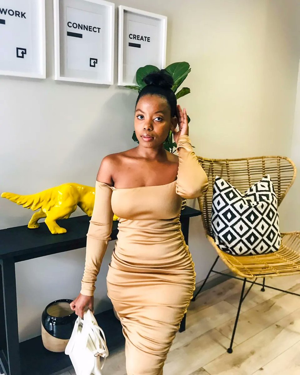 ilovedayimani's tweet photo. Queenin👑🤎

👗__@zipcodeclothing
🛒🛍️Discount code : Nokwazi10 at checkout
📸 __ @terryondemand

#zipcodeclothing #zipcodefashion #onlineshopping #shoplocal #sale #instagood #viralpost #ambassador #follow https://t.co/tkTaEFSp0y
