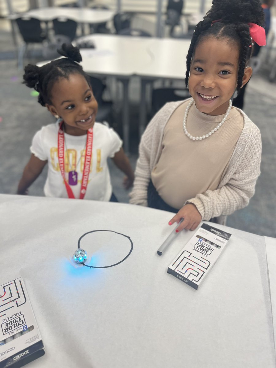 MrsBlegen's tweet photo. Fun Friday for little leopards consisted of Oovoo robots in library with @threedquared and @mrsdlovesb00ks and Who Stole the Cookies subtraction activity with Cookie Crisp cereal! https://t.co/XZ7lhFm7w2