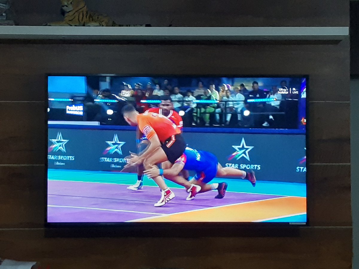 imbhavyaBB's tweet photo. @ProKabaddi @HaryanaSteelers @umumba desh ki kabaddi, hamari kabaddi. Kabaddi = Game of DO OR DIE 🦾🦾🇮🇳. #India #Kabaddi @DisneyPlusHS https://t.co/5QR9zIg9Pf