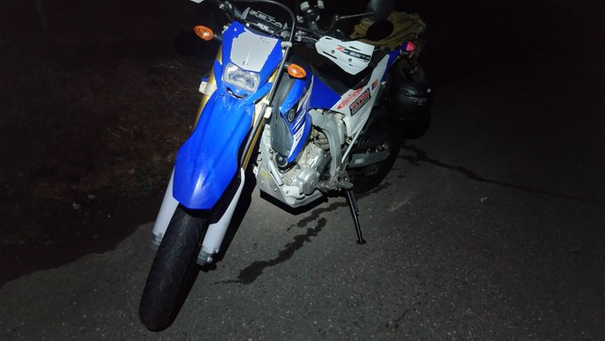 ホシガキレイダー暖冬でも山は寒いぜ。そして展望台の駐車場に車沢山止まっていた。この中でちゃんと星を見てる人はどれだけいるのかな? 