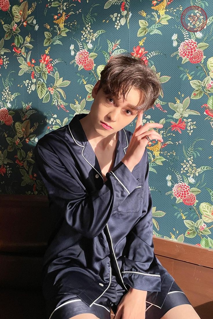 Happy Birthday DK &amp; Vernon
 #캐럿바라기_도겸이의_생일
#EternalSunshineDKDay
#버논이_생일축하_저지르겠습니다
#VERNOnFireDay