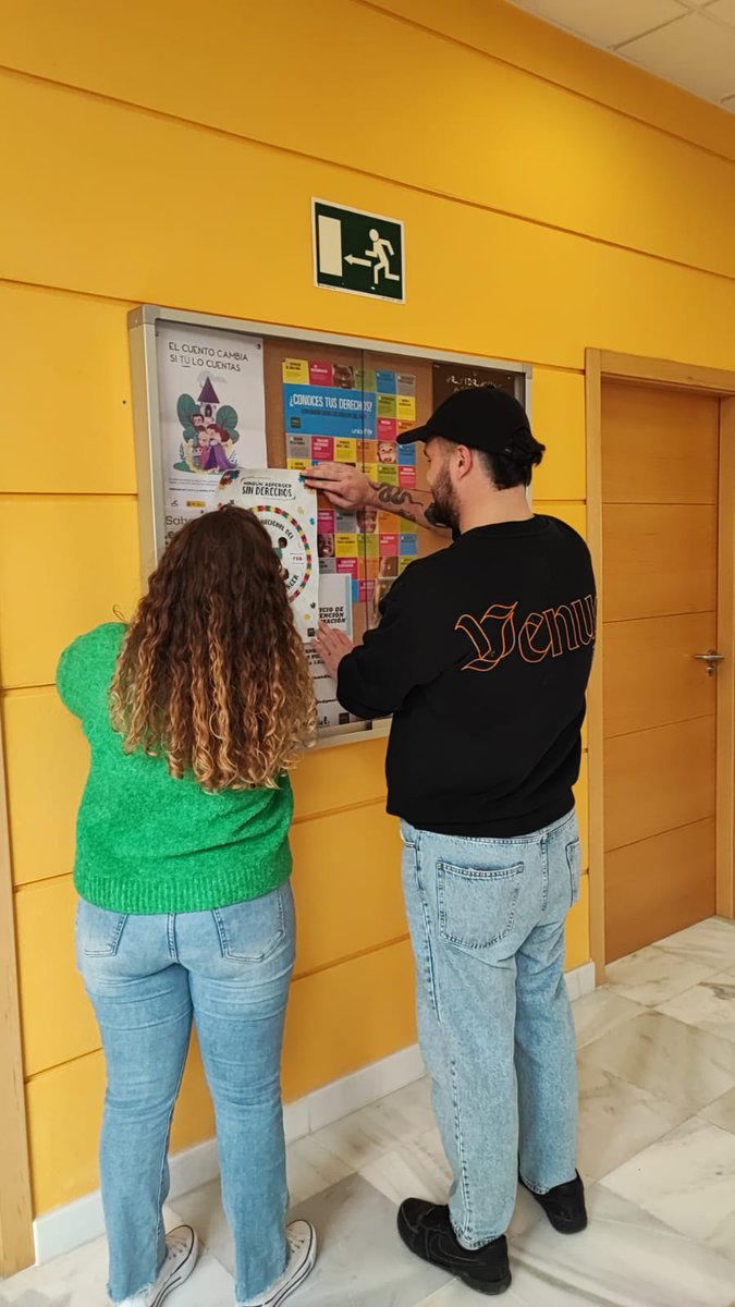 DISA 2024

Miriam Gómez (Trabajadora Social) y Manuel Cabrera (Voluntario) visitan los servicios sociales del  @Ayto_P_Cazalla  y distribuyen carteleria por conmemoración del día internacional del Síndrome #Asperger 
#ningúnteasinderechos #diainternacionalasperger