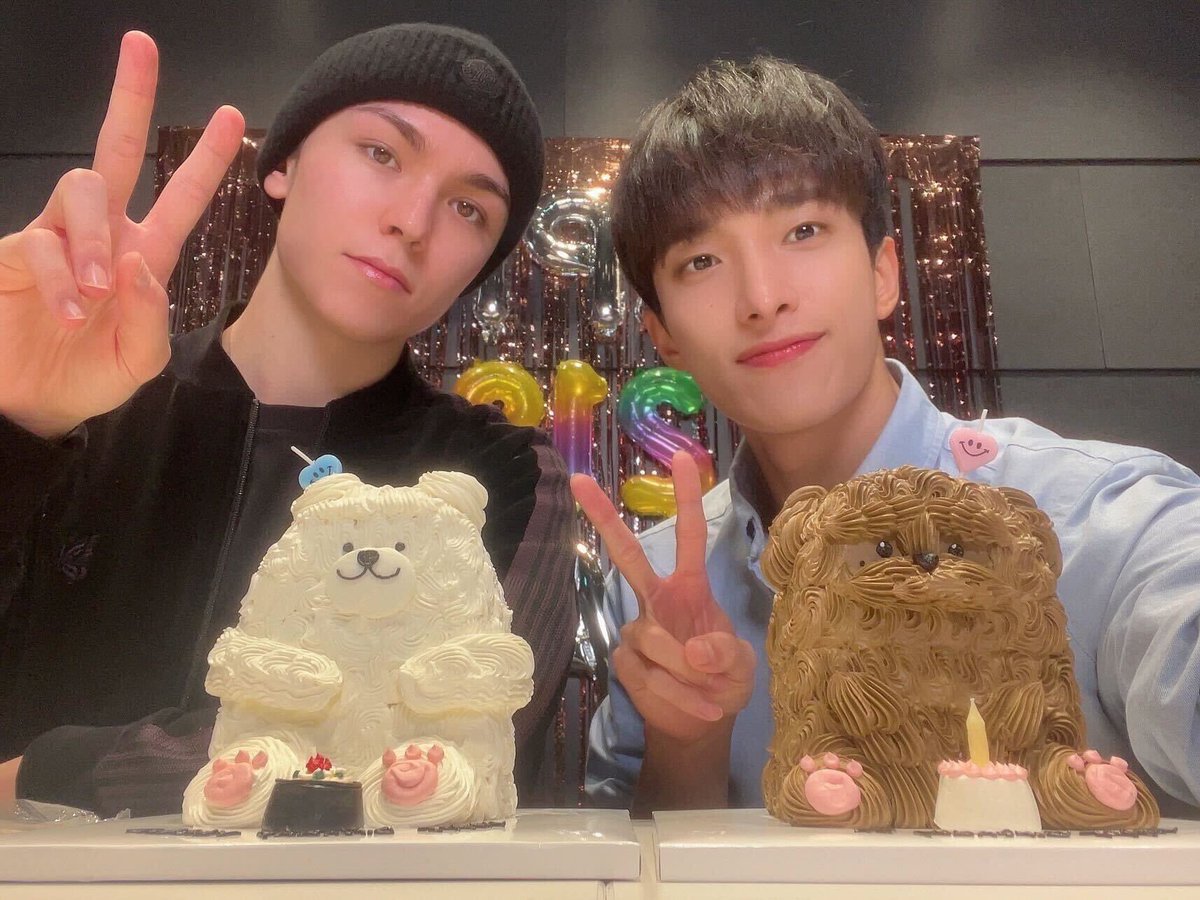 wonubliss's tweet photo. Happiest Birthday to our 218 bros, DK and Vernon! 🍰🎉🤍

#EternalSunshineDKDay
#VERNOnFireDay @pledis_17 https://t.co/4eKARc4Etp