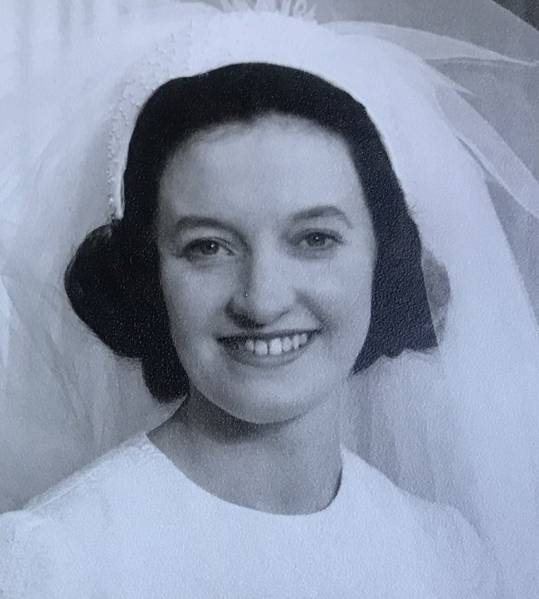 Lorraine Allan tweet media