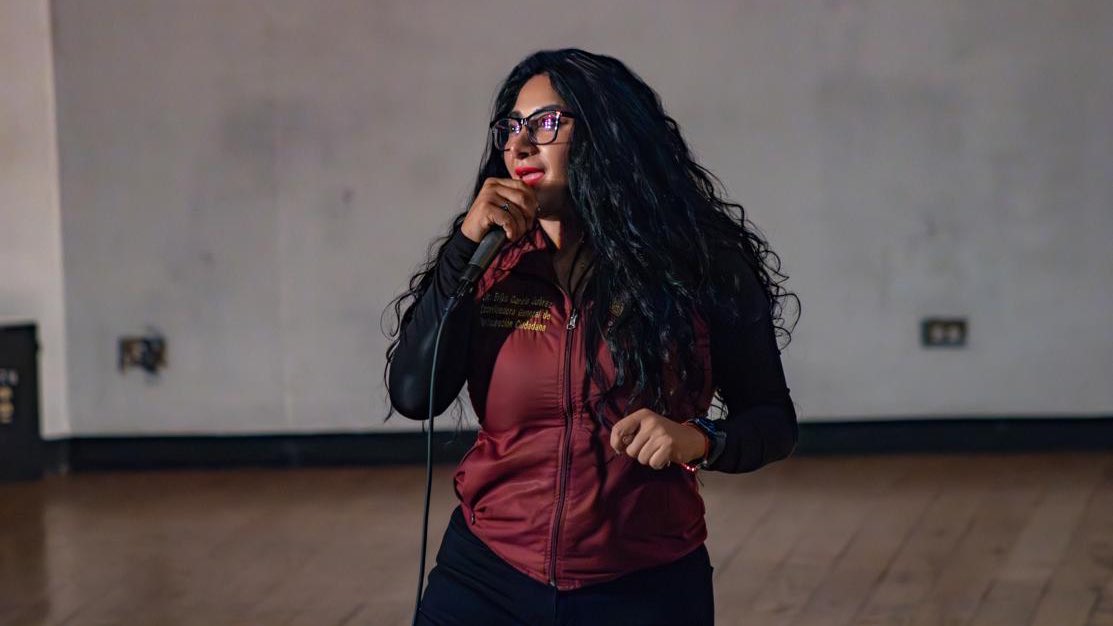 erika_jurez's tweet image. En Participación Ciudadana nos capacitamos constantemente sobre las acciones y programas del @GobCDMX, en 5 ejes:

🫶🏻Bienestar social
📚Educación
🚇Movilidad
👮🏻‍♀️Seguridad
🏡Vivienda

En esta ocasión, nos acompañó el Secretario de #SIBISO, @juangerardolh y el equipo de #Comedores.