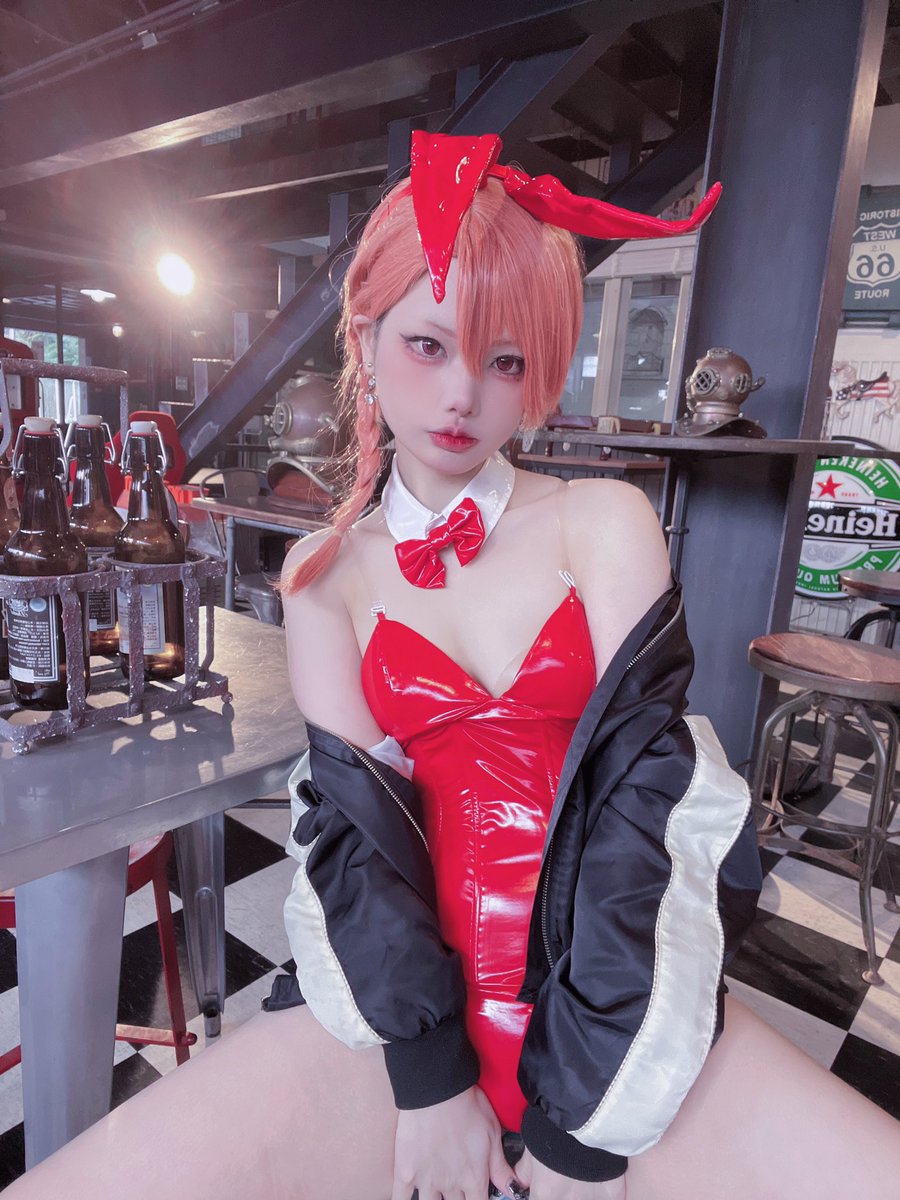 rukapi2453's tweet photo. 「何だか、いつも以上に視線が……この服のせいか？」

♡♡♡
#コスプレ #コスプレイヤー #コスプレ女子 #cosplay #cosplayer #cosplaygirl #ブルーアーカイブ #ブルアカ #bluearchive #bluearchivecosplay #美甘ネル #mikamoneru #ブルアカ好きさんと繋がりたい https://t.co/OduY8iNb6g