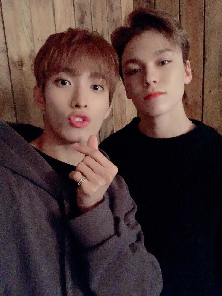 how im so thankful that these two existed. oa and nonchalant such a good combo! happy birthday bonon and kyeom! i love u both so much!! 🥹