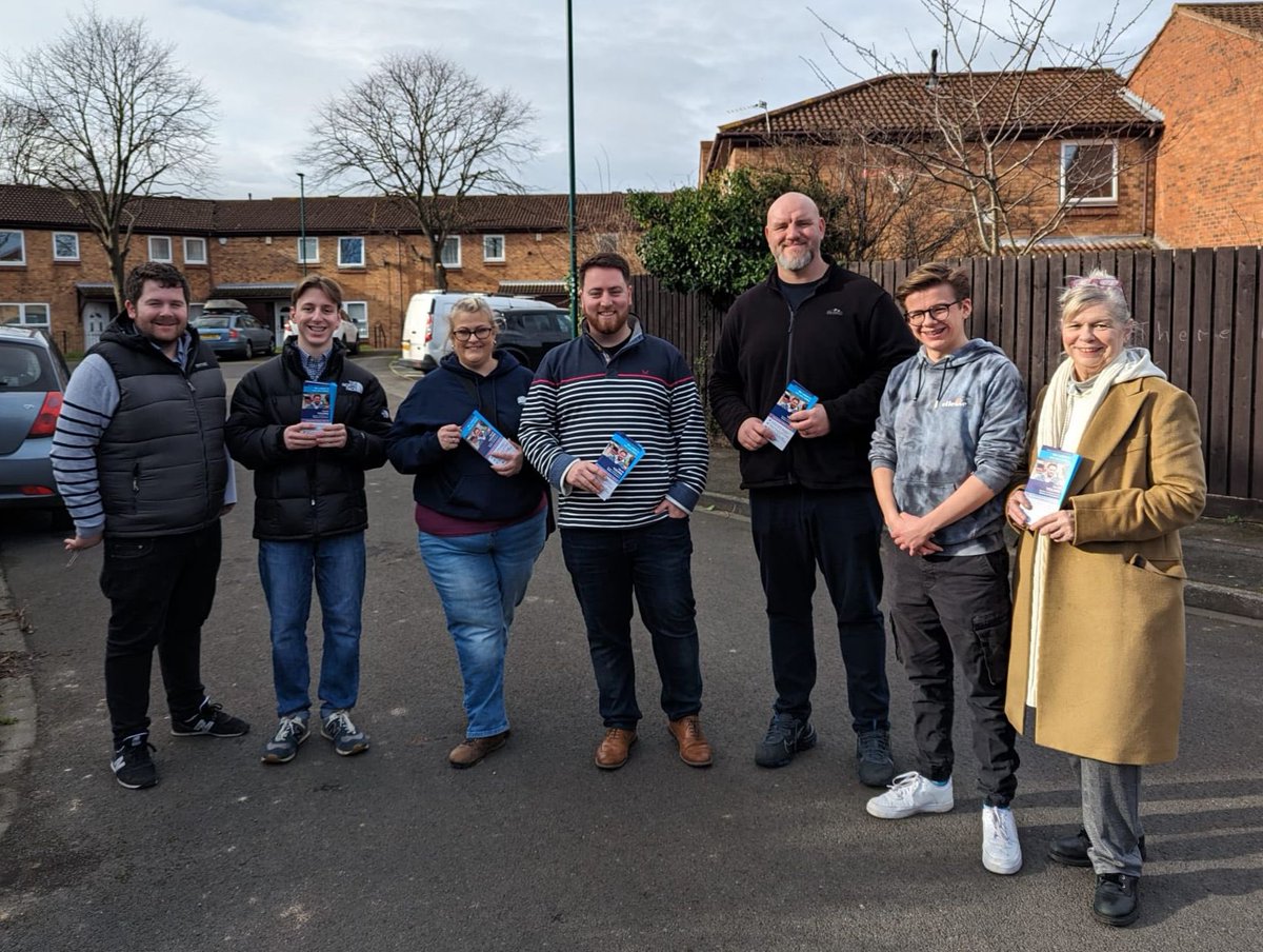 Fab to be out with @JacobYoungMP and the team in Kirkleatham this morning. @RedcarTories @SouthTeesTories @cwowomen @CWONorthEast