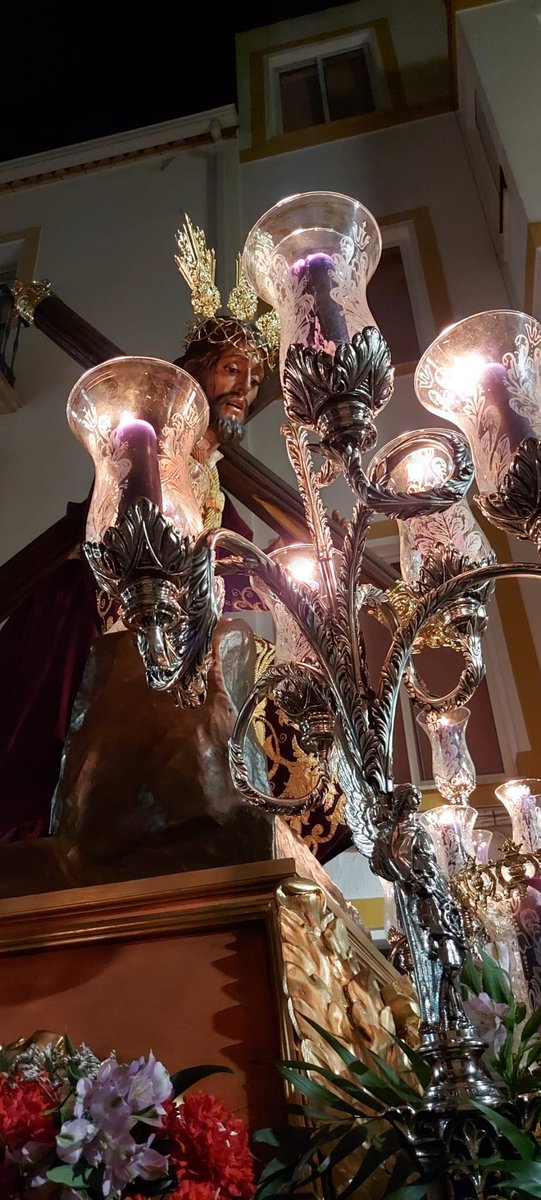 ntro_de's tweet photo. VIACRUCIS DE LAS COFRADÍAS (PARTE 2) https://t.co/WzWcbREij0