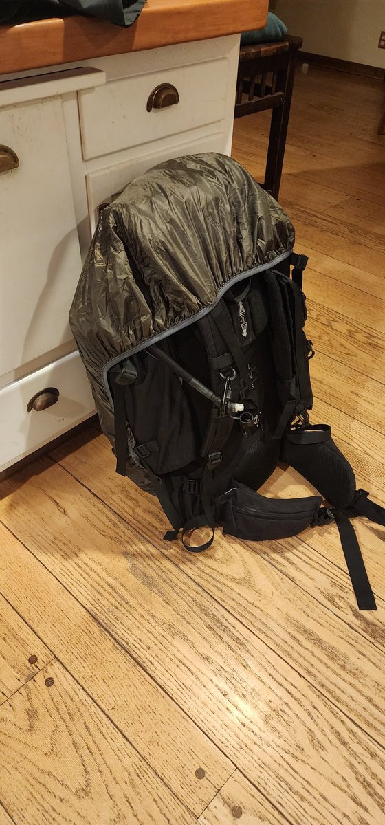 BrandonDonkey2's tweet photo. Packed and ready for our 3 day backpacking camp out. #JustScoutThings
#IfItsNotRainingItsNotTraining https://t.co/JeRWZCIYJH